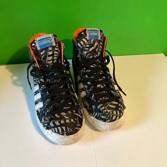 Adidas Basket Profi Hi-Top Sneakers, Black & Gray Leaf Pattern with Orange, Sz 7 - Picture 1 of 8
